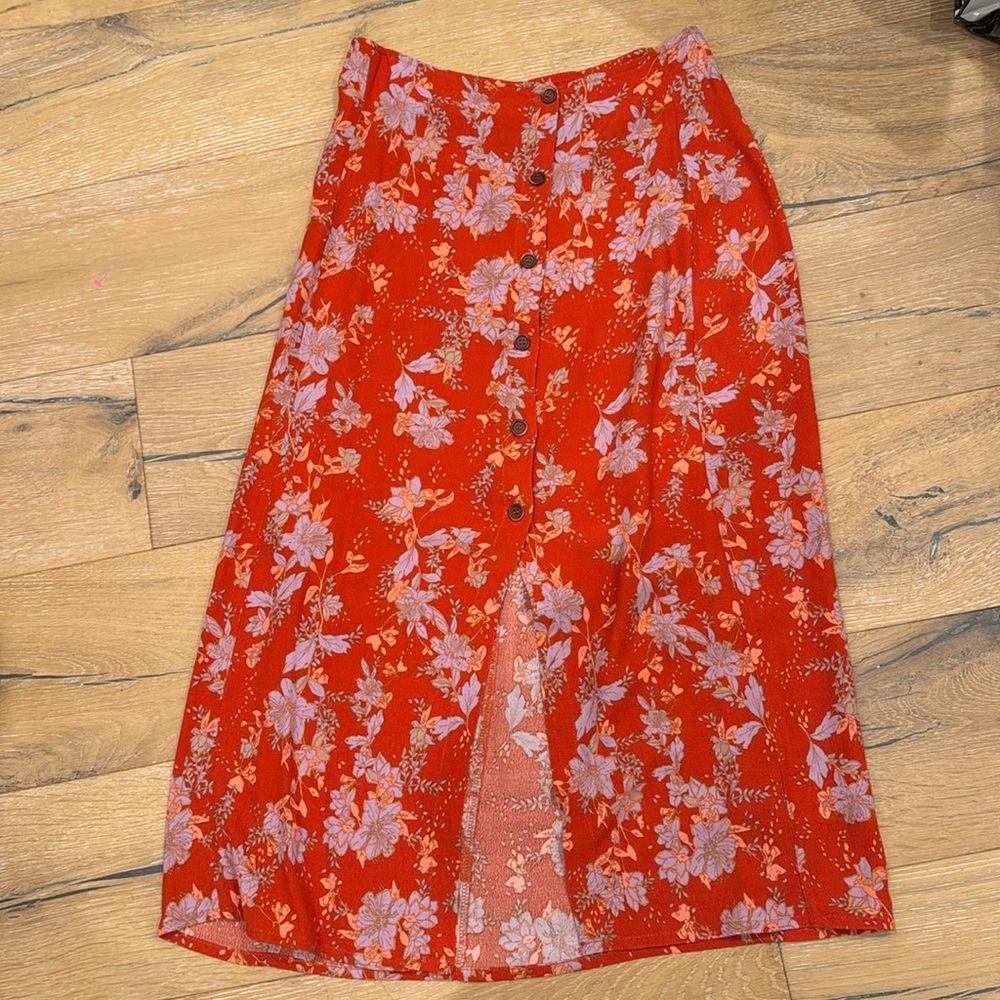 Free People midi skirt. EUC! Sz 8. Button-down